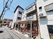 ロイヤルハイム日建 1階 築39年3ヶ月の賃貸物件