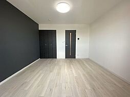 ジーメゾン七里 3階1Kのリビング/ダイニング