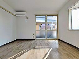 リバーベール 1階1Kのリビング/ダイニング