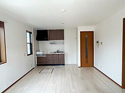 グリーンテラス長野Ａ 2階2LDKのリビング/ダイニング