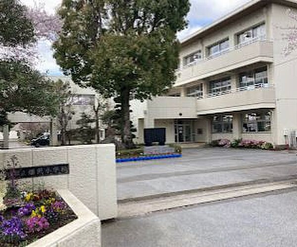小学校「木更津市立畑沢小学校まで878m」