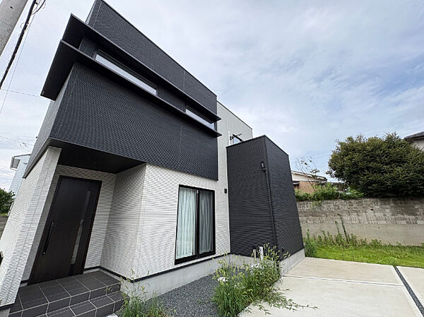 令和6年築の築浅戸建て！ほぼ新築に近い注文住宅です！