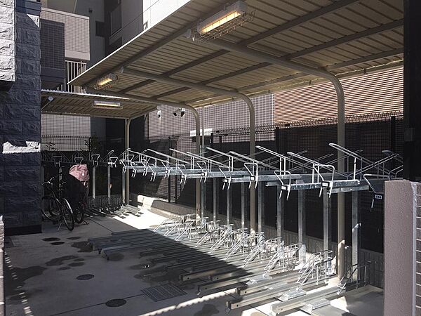 駐輪場(1)
