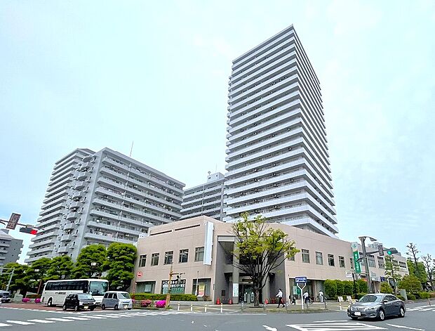 2022年大規模修繕工事を行った綺麗なマンションです！川口駅から徒歩2分という好立地☆