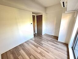 ララプレイス ザ・京橋ステラ 7階1Kのリビング/ダイニング