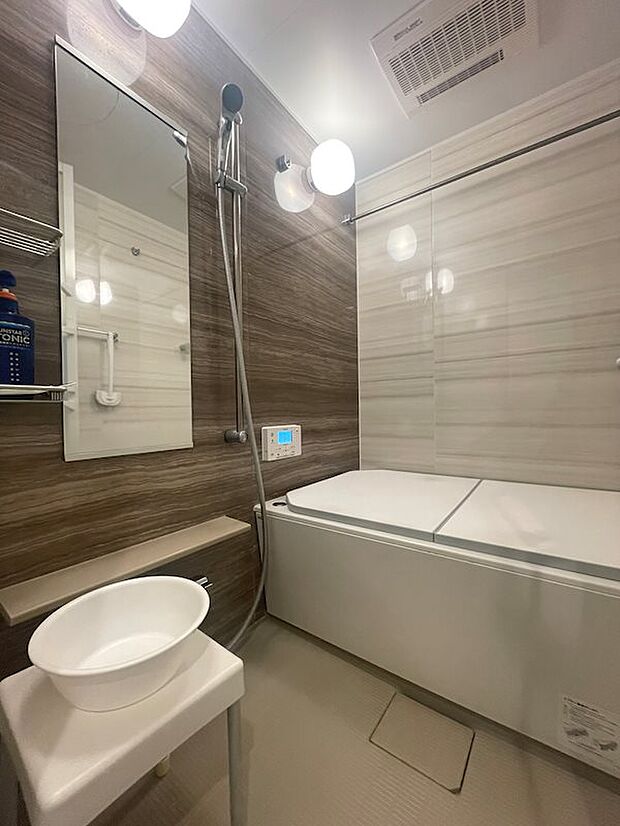 浴室乾燥暖房機付きの浴室（1216サイズ）