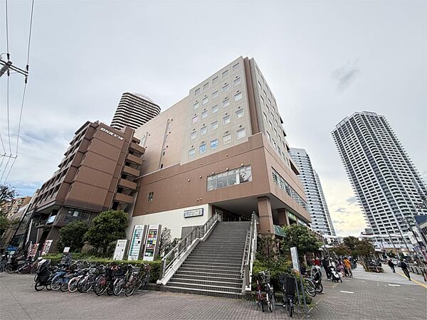 ルリエ新川崎サウザンド・モール（216m）