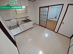 エバグリーンＡ 2階2DKのリビング/ダイニング