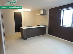 エトワール美旗II 2階2LDKのリビング/ダイニング