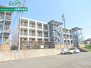 名張駅より徒歩9分 築28年1ヶ月 3階建の賃貸物件