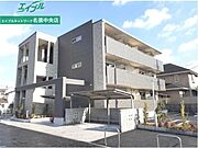 名張駅より徒歩10分 築4年8ヶ月 3階建の賃貸物件