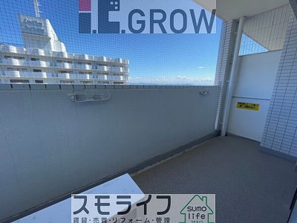 開放感のあるバルコニーで心地よい時間をお過ごしいただけます。