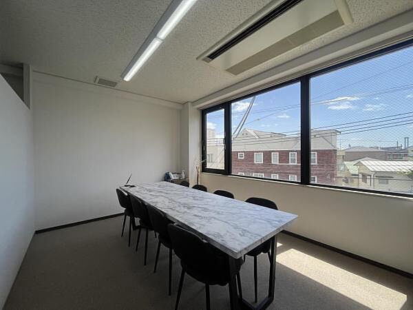 体温測定、除菌、換気を徹底した感染対策をして、お待ちしております♪♪