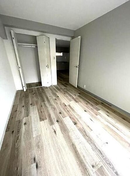 日中は明るく開放感のある住空間です。