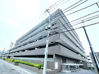 外観：[資料請求・内見予約]はお気軽に。お電話は[通話料無料]です。メールの場合は[資料請求]ボタンをクリックしていただきお問い合わせください。皆様からのお問い合わせをお待ち致しております