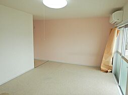 ソレーユ青山 1階1Kのリビング/ダイニング