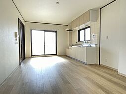 北大阪急行電鉄 箕面萱野駅 徒歩22分の賃貸マンション 2階3DKのリビング/ダイニング