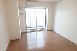 北大阪急行電鉄 箕面船場阪大前駅 徒歩5分の賃貸マンション 2階ワンルームのリビング/ダイニング