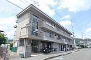 箕面駅より徒歩9分 3階 築47年4ヶ月の賃貸物件