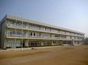 浜松市立浜北北部中学校（750m）