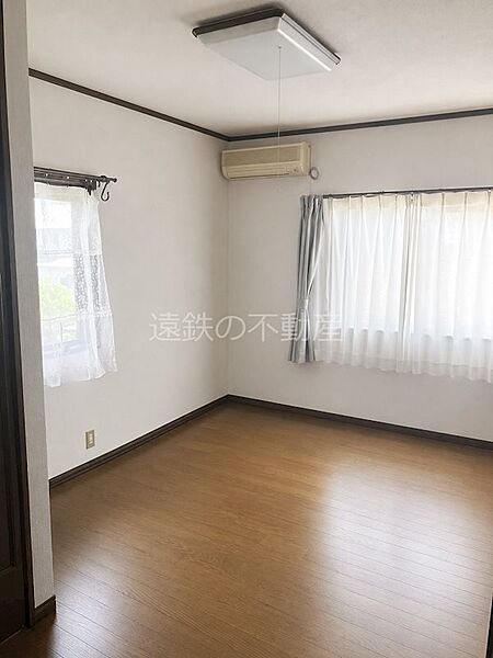 居住中の為、家具を消してます。