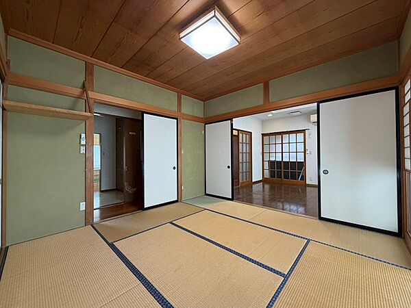室内