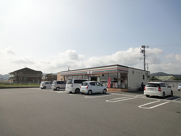 セブンイレブン 細江気賀店（752m）