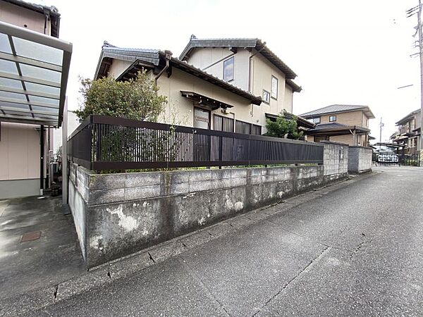 解体造成渡しなので余分な費用がかかりません。（現在は古家があります。）　