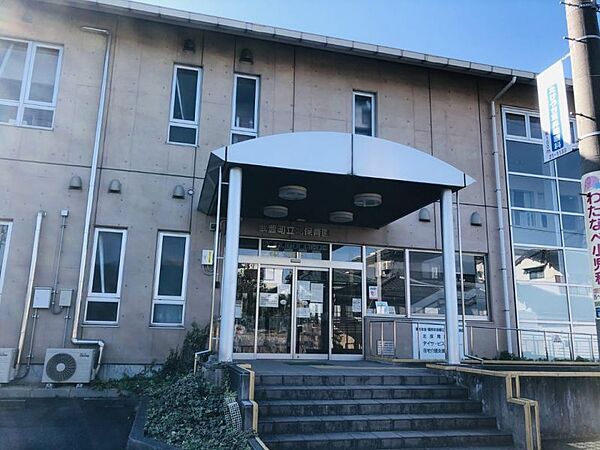 北保育園　785ｍ　徒歩約10分　様々な人との関わりの中で感動する心や思いやりの心を育む保育をしています。