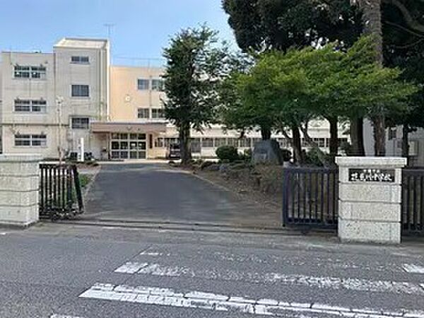 千葉市立花見川中学校（2820m）