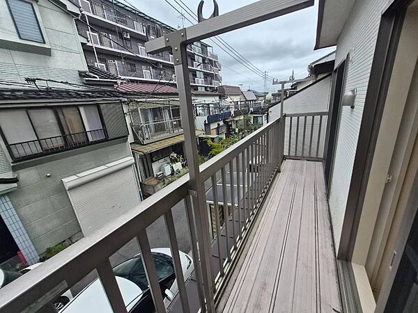 住宅街ならではの落ち着いた景観が広がります！