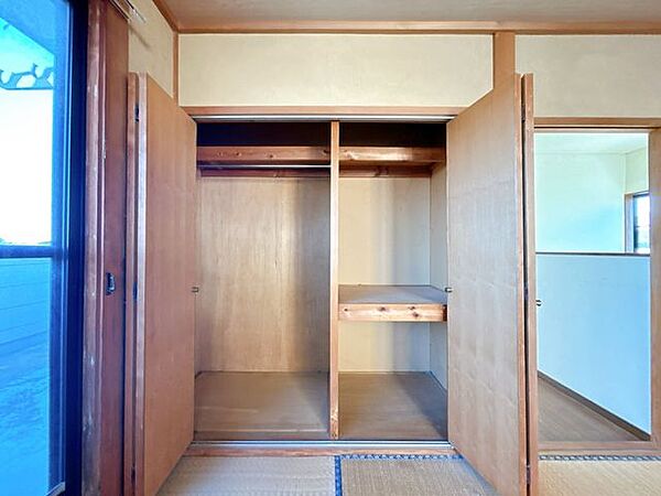 【リフォーム中】収納です。お洋服やお布団をしまうのに使えますね。
