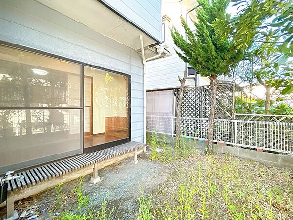 【リフォーム中】お庭です。ガーデニングや家庭菜園にいかがでしょうか。