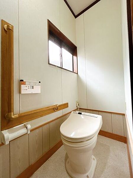 トイレを拡大表示