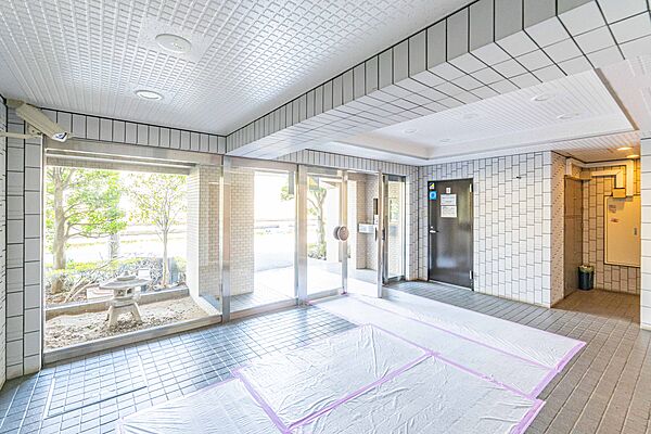 エントランスを拡大表示