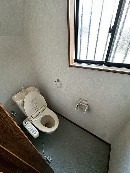 トイレを拡大表示