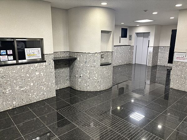 エントランスを拡大表示