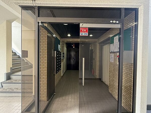 エントランスを拡大表示