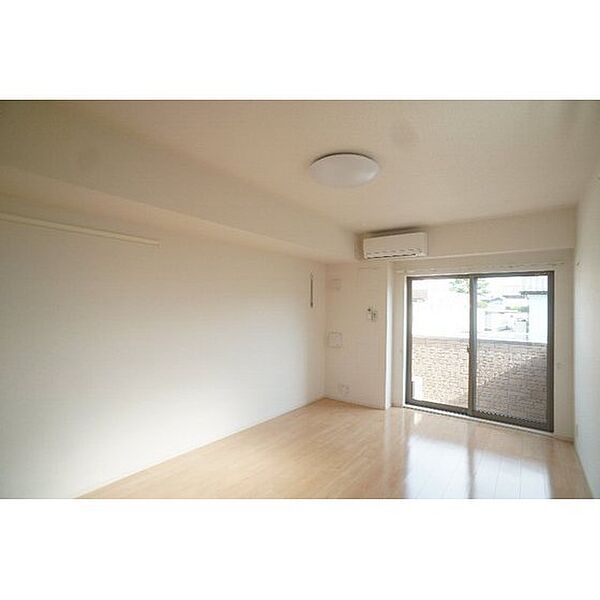 apartment 群馬県前橋市上新田町
上新田町の賃貸情報を見る
物件地図