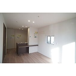 Ｌａ　Ｍａｉｓｏｎ　表町 102 1階ワンルームのリビング/ダイニング