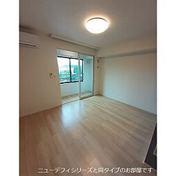 ハミルトン・Ａ 202 2階1LDKのリビング/ダイニング