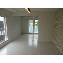 シャルルブラン 205 2階1LDKのリビング/ダイニング