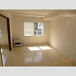 ロワ・クラッセ 403 4階2LDKのリビング/ダイニング