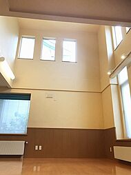 宮の森4条11丁目戸建 1 4LDKのリビング/ダイニング