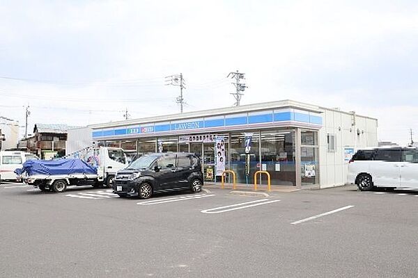 ローソン 一宮千秋町西馬場店 710m