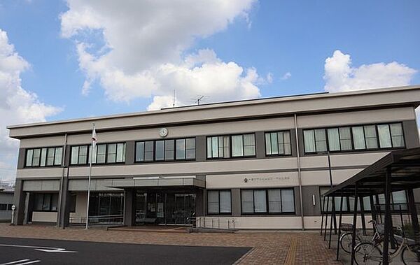 一宮市千秋町出張所（千秋公民館） 560m