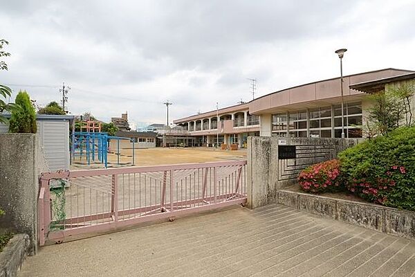 丹陽西保育園 900m