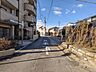 外観：前面道路