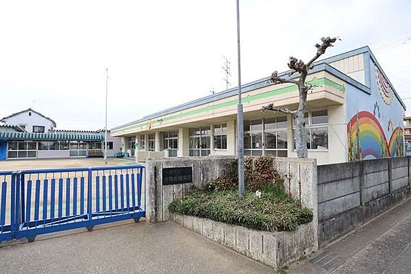 千秋北保育園 240m