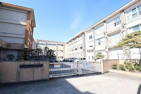 一宮市立瀬部小学校 1160m